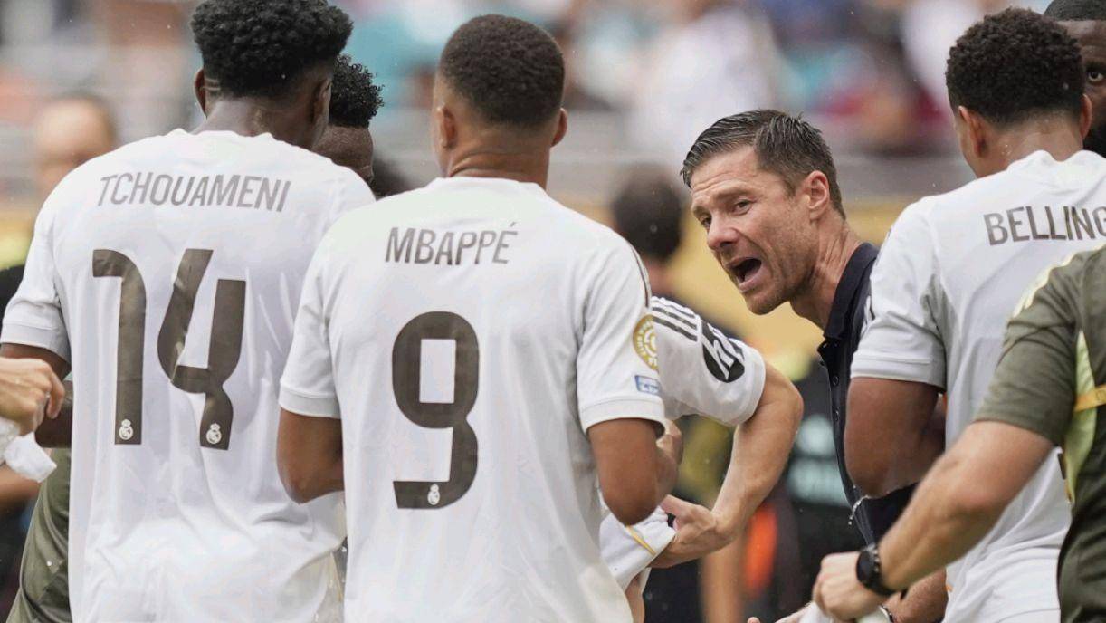 一名具备潜 一名具备潜