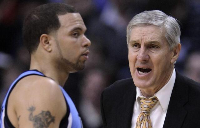 正在通过每 正在通过每