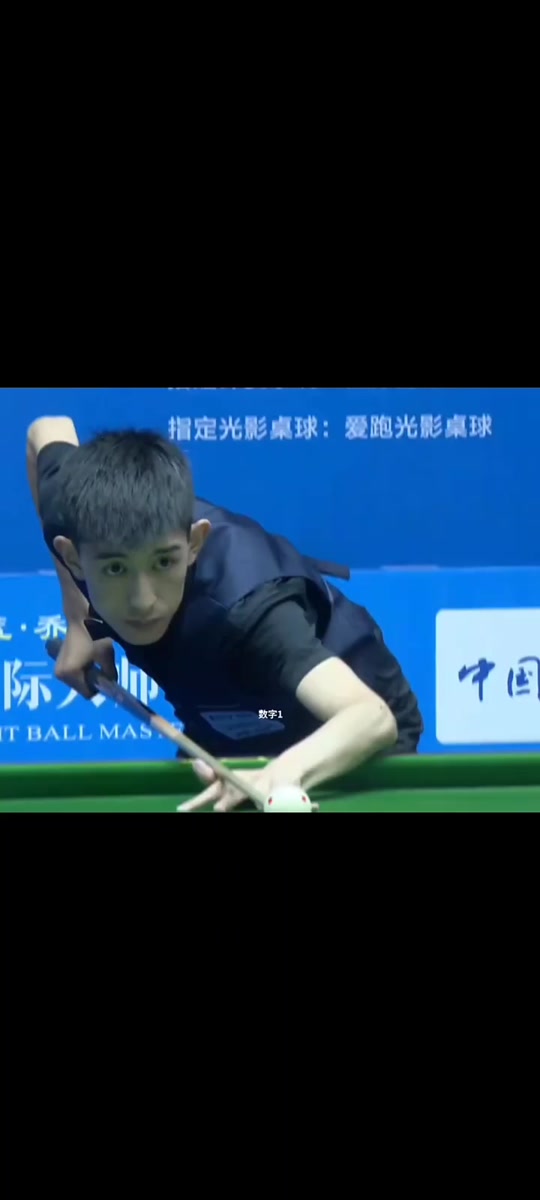 在足球比赛 在足球比赛